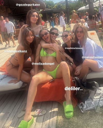 Melisa Döngel seksi ifşa fotoğrafı 89954