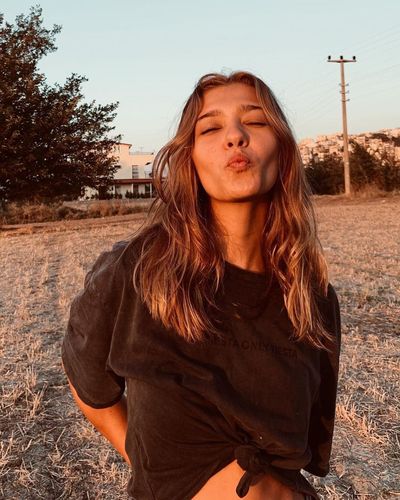 Melisa Döngel seksi ifşa fotoğrafı 89403