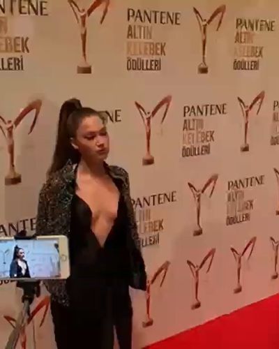 Melisa Şenolsun seksi ifşa fotoğrafı 77959