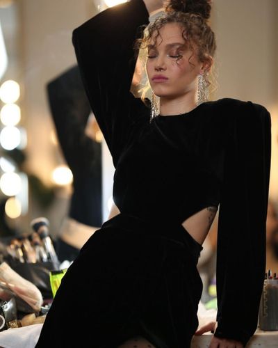 Melisa Şenolsun seksi ifşa fotoğrafı 77953