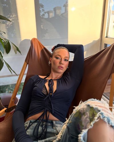 Melisa Şenolsun seksi ifşa fotoğrafı 401