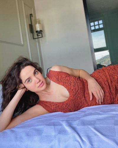 Merih Öztürk seksi ifşa fotoğrafı 5