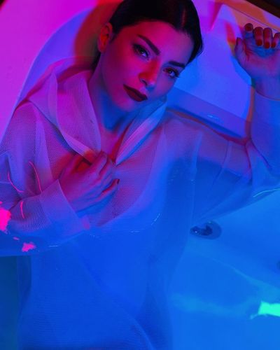 Merve Boluğur seksi ifşa fotoğrafı 77581