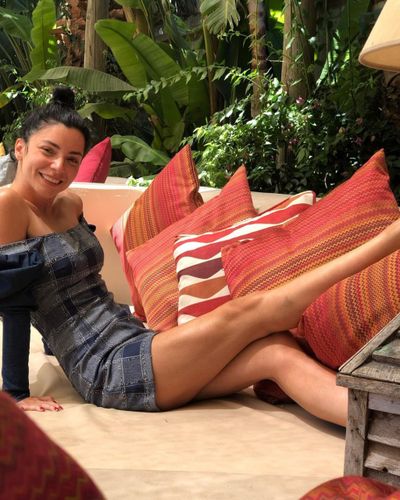 Merve Boluğur seksi ifşa fotoğrafı 77553
