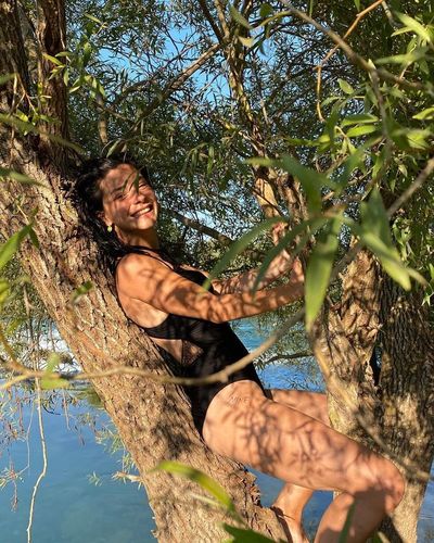 Merve Boluğur seksi ifşa fotoğrafı 77539