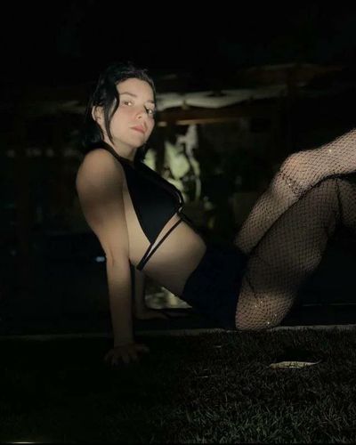 Merve Boluğur seksi ifşa fotoğrafı 371