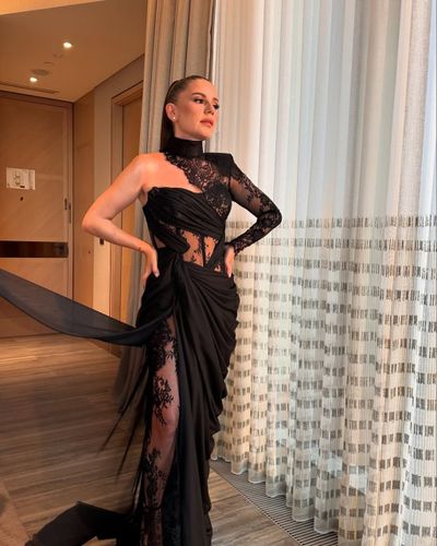 Merve Özbey seksi ifşa fotoğrafı 26