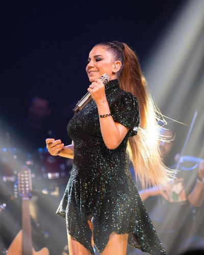 Merve Özbey seksi ifşa fotoğrafı 42