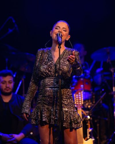 Merve Özbey seksi ifşa fotoğrafı 77
