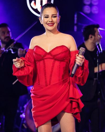 Merve Özbey seksi ifşa fotoğrafı 95