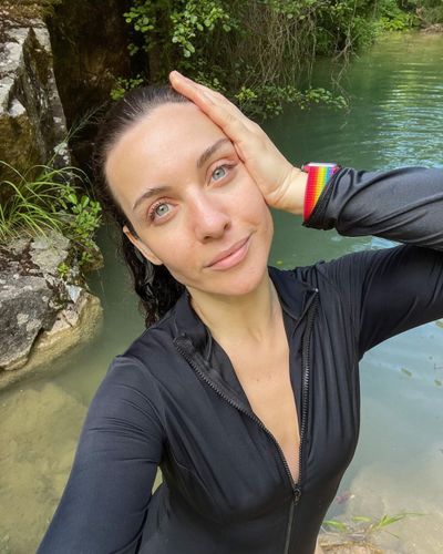 Merve Özkaynak seksi ifşa fotoğrafı 32