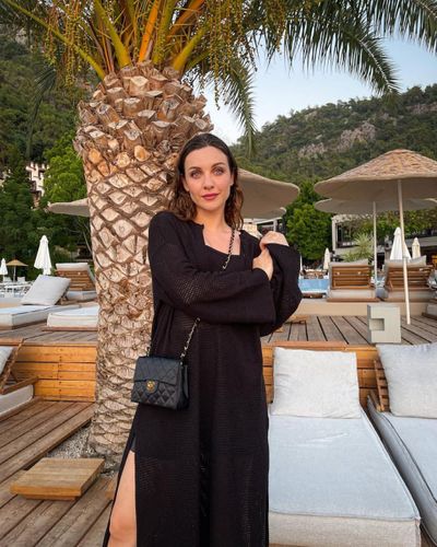 Merve Özkaynak seksi ifşa fotoğrafı 38