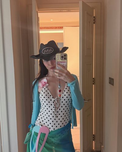 Meryem Can seksi ifşa fotoğrafı 13