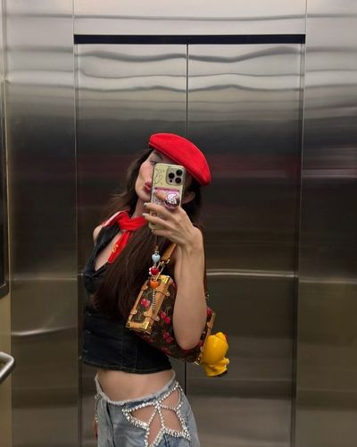 Meryem Can seksi ifşa fotoğrafı 20