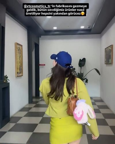 Meryem Can seksi ifşa fotoğrafı 32