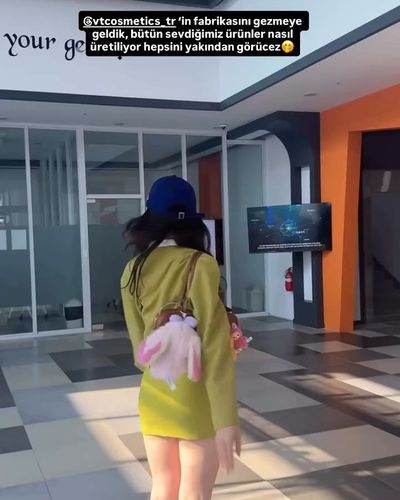 Meryem Can seksi ifşa fotoğrafı 38