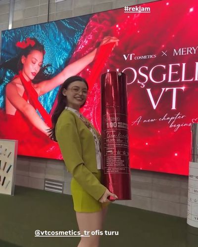 Meryem Can seksi ifşa fotoğrafı 44