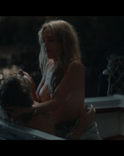 Meryem Uzerli seksi ifşa fotoğrafı 243