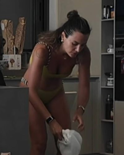 Mihre Mutlu seksi ifşa fotoğrafı 3