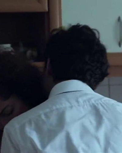 Mihriban Er seksi ifşa fotoğrafı 11 — Köksüz (2014)