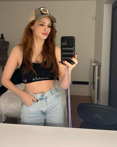 Mine Tuğay seksi ifşa fotoğrafı 983