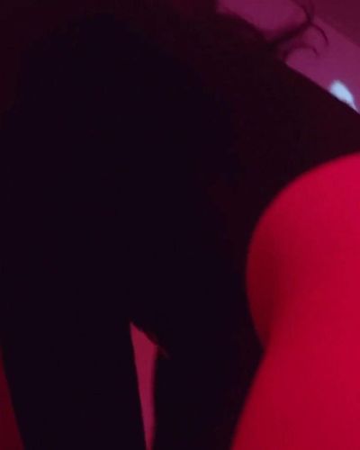 Müge Bayramoğlu seksi ifşa fotoğrafı 107 — Çıplak (2020)