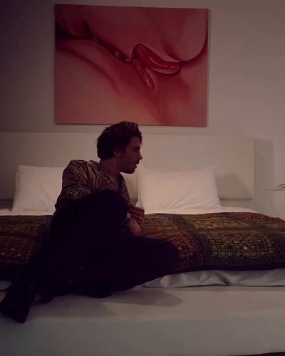 Müge Bayramoğlu seksi ifşa fotoğrafı 23 — Çıplak (2020)