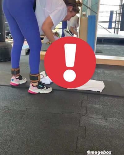 Müge Boz seksi ifşa fotoğrafı 220