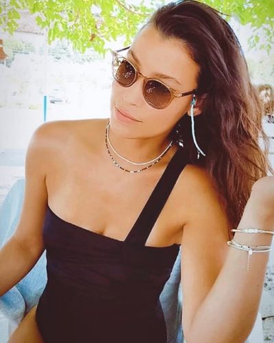 Müjde Uzman seksi ifşa fotoğrafı 135