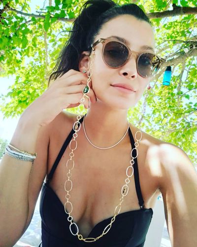 Müjde Uzman seksi ifşa fotoğrafı 145
