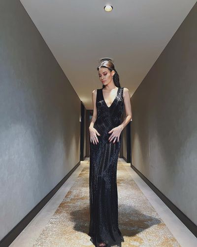 Müjde Uzman seksi ifşa fotoğrafı 25