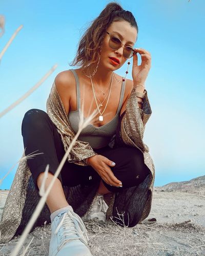 Müjde Uzman seksi ifşa fotoğrafı 96