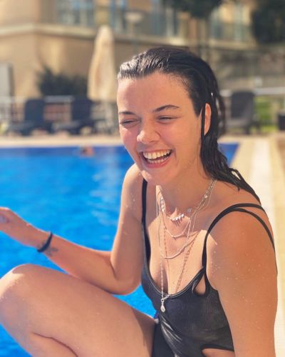 Mutlu Ulusoy seksi ifşa fotoğrafı 8