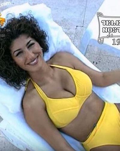 Nadide Sultan seksi ifşa fotoğrafı 11
