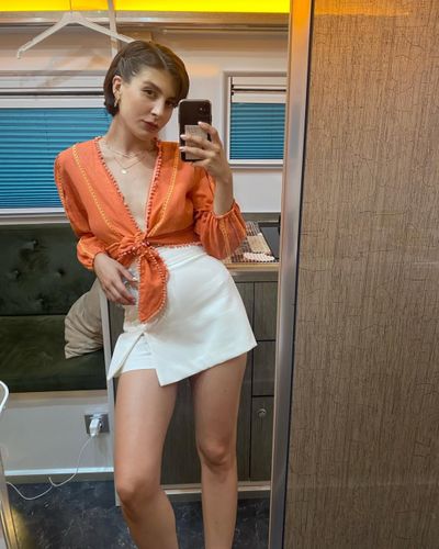 Naz Çağla Irmak seksi ifşa fotoğrafı 10