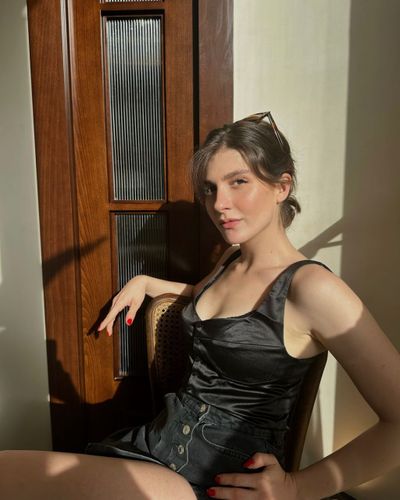 Naz Çağla Irmak seksi ifşa fotoğrafı 42