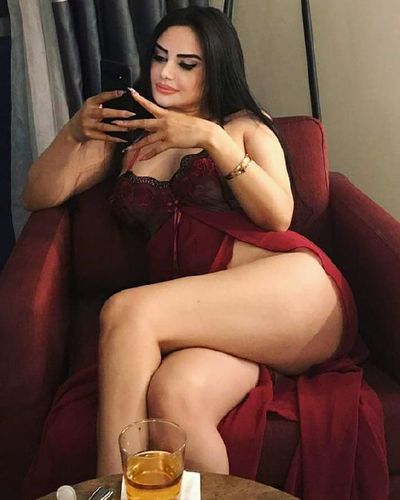 Naz Mila seksi ifşa fotoğrafı 100