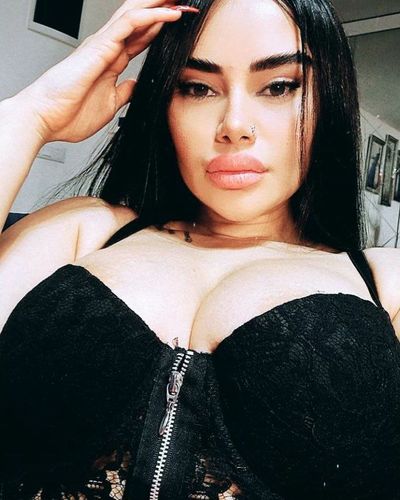 Naz Mila seksi ifşa fotoğrafı 69