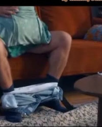 Nazlı Bulum seksi ifşa fotoğrafı 10 — Tam Bir Centilmen (2024)