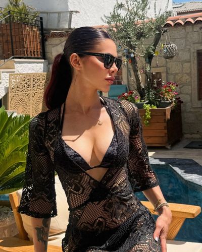 Nefise Karatay seksi ifşa fotoğrafı 16