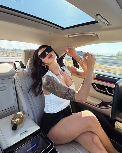 Nefise Karatay seksi ifşa fotoğrafı 21