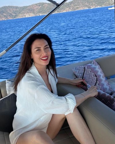 Nefise Karatay seksi ifşa fotoğrafı 41