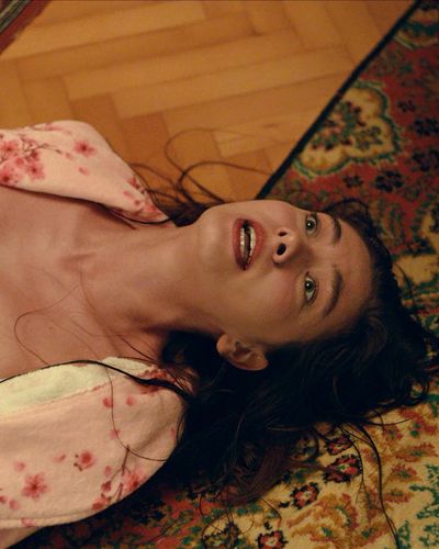 Neslihan Atagül seksi ifşa fotoğrafı 18 — Ah Belinda (2023)