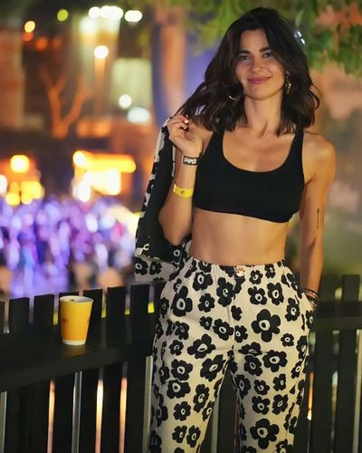 Nesrin Cavadzade seksi ifşa fotoğrafı 75796