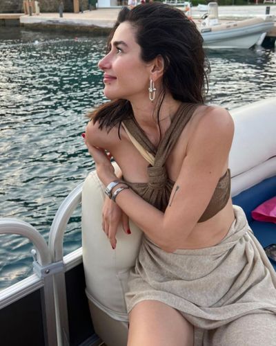 Nesrin Cavadzade seksi ifşa fotoğrafı 75774