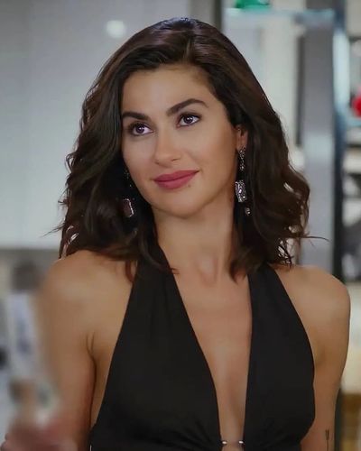 Nesrin Cavadzade seksi ifşa fotoğrafı 75760