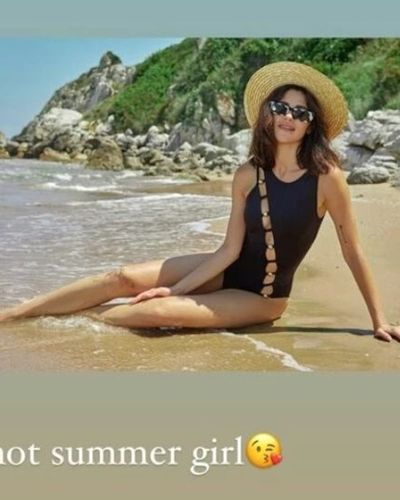 Nesrin Cavadzade seksi ifşa fotoğrafı 75736
