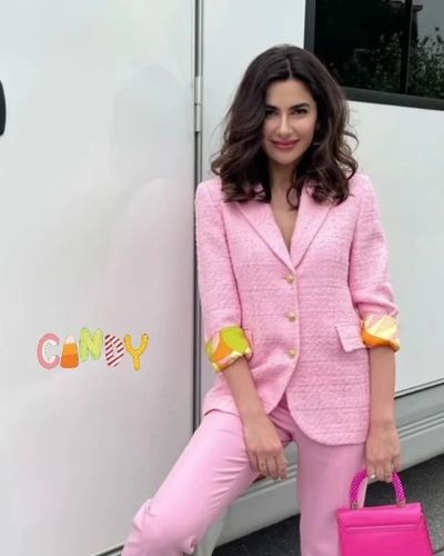 Nesrin Cavadzade seksi ifşa fotoğrafı 75670