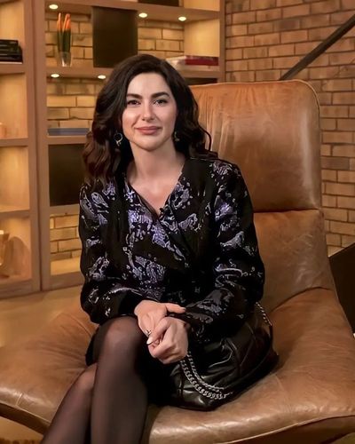 Nesrin Cavadzade seksi ifşa fotoğrafı 75629