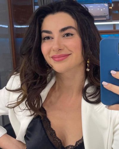 Nesrin Cavadzade seksi ifşa fotoğrafı 75622